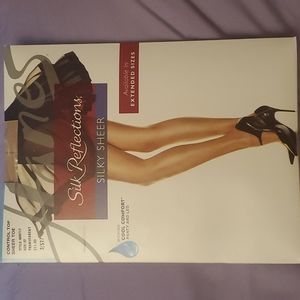 Hanes Silk Reflections